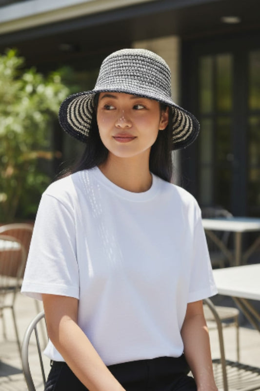 Black\Natural Striped Bucket hat